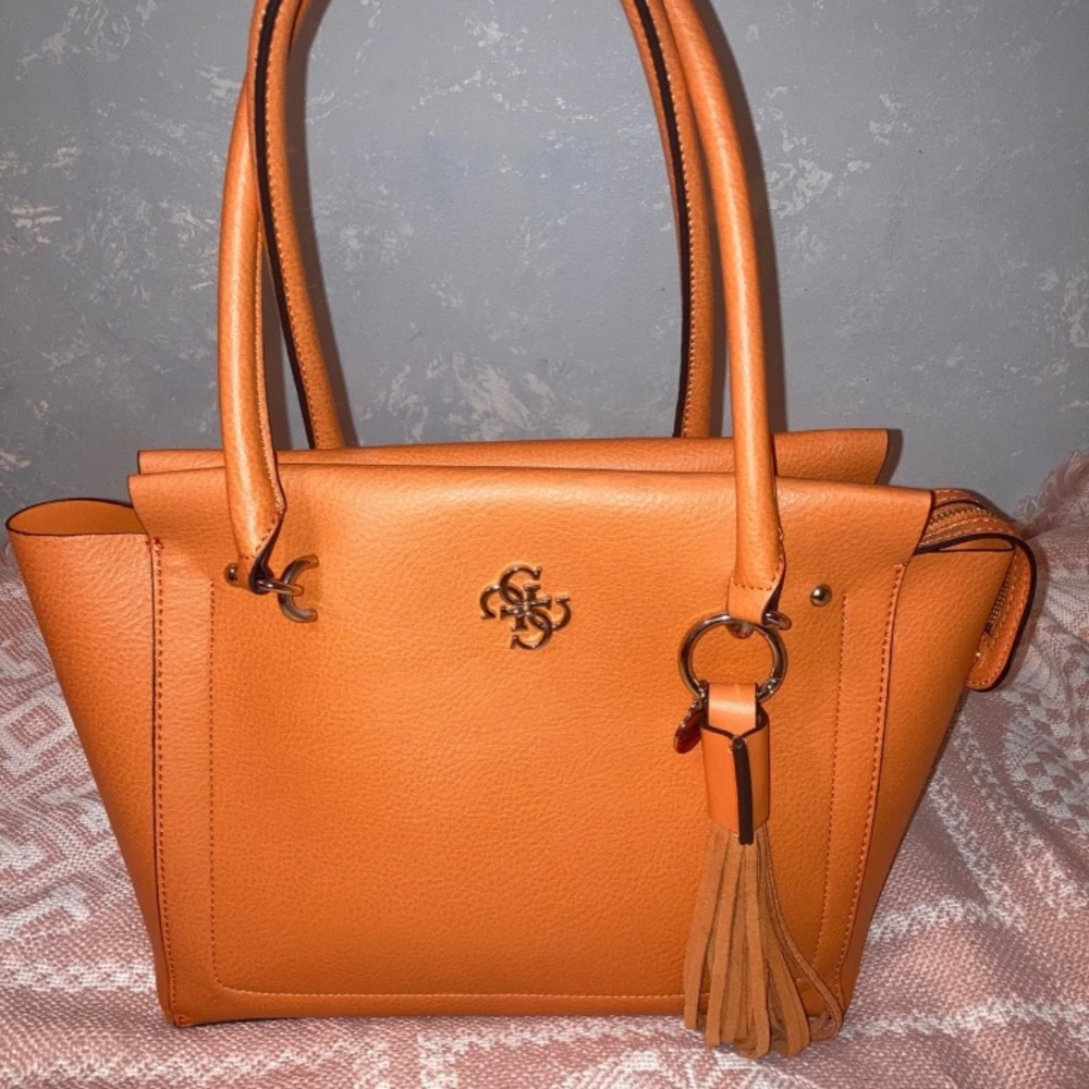 Guess purse